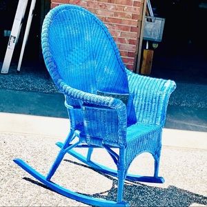 Meet your Posher, Misty